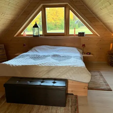 Ferienblockhaus 2 Hoelle * Neudrossenfeld