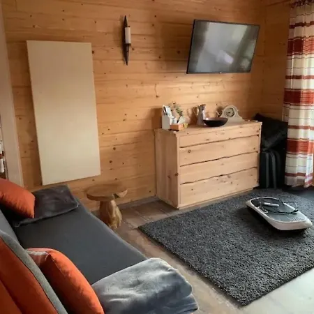 Ferienblockhaus 2 Hoelle * Neudrossenfeld